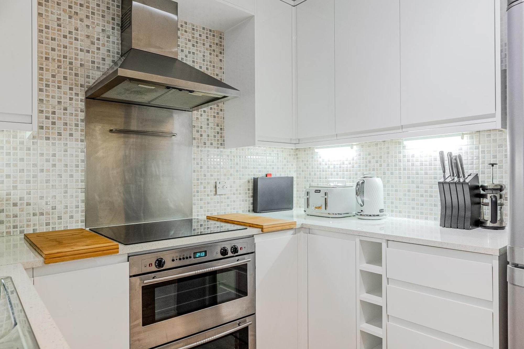Stunning Central 2Br Flat Btw Soho & Covent Garden Londra Exterior foto