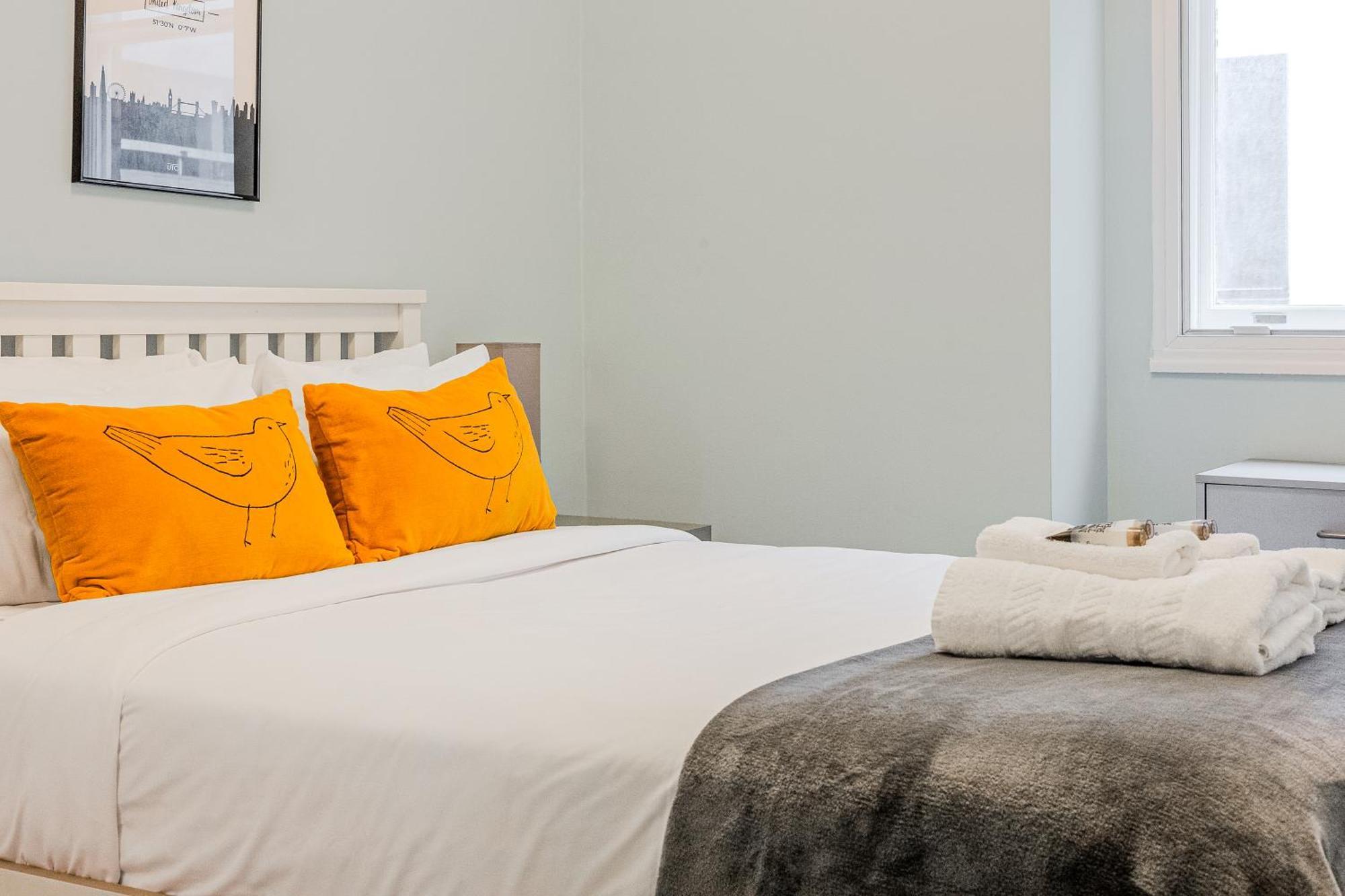 Stunning Central 2Br Flat Btw Soho & Covent Garden Londra Exterior foto